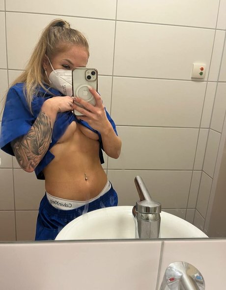 Nurselayla