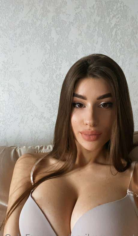 Alaston vuotanut OnlyFans-kuva Aprilmaysweet