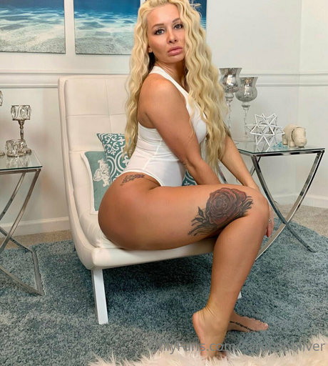 Nøgent lækket OnlyFans-billede af Sarahsooliver