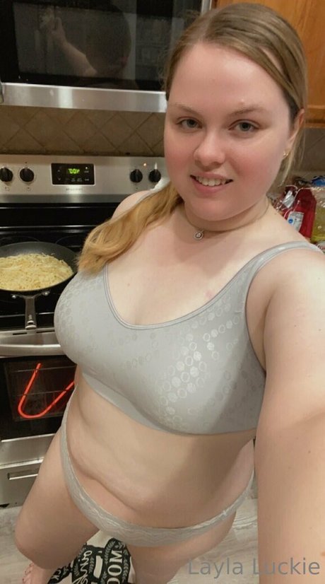Laylaluckie24