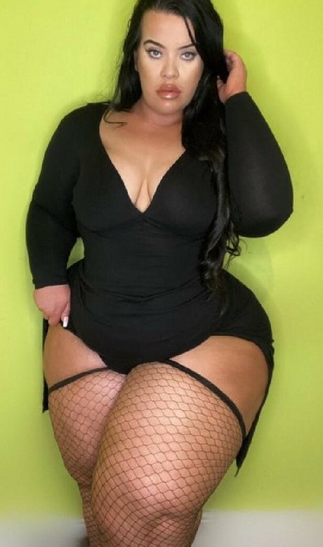 Naken läckt OnlyFans-bild av Thickgreekbleu
