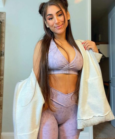 Nacktes geleaktes OnlyFans-Foto von Lotsofbunnies