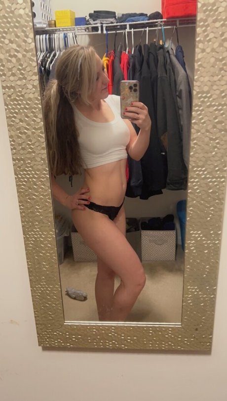 Erika Swingz