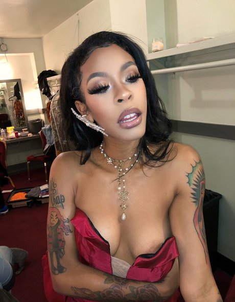Naken lekkede OnlyFans-bilde av Rico Nasty