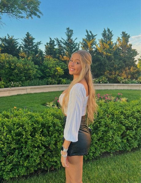 Nahá fotka uniklých OnlyFans od Alina Fernandez