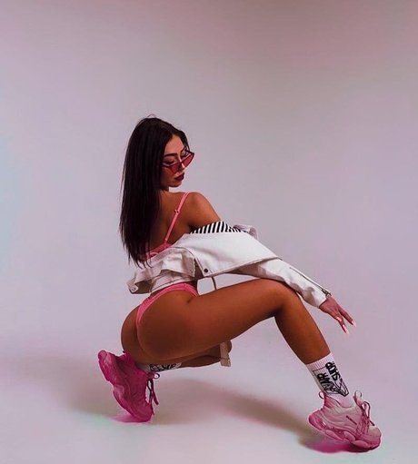 Yakusheva Yana OnlyFansリークヌード写真