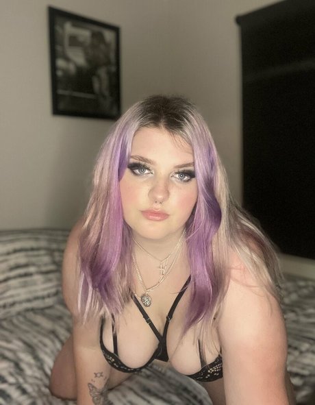 Naken läckt OnlyFans-bild av Cateemily