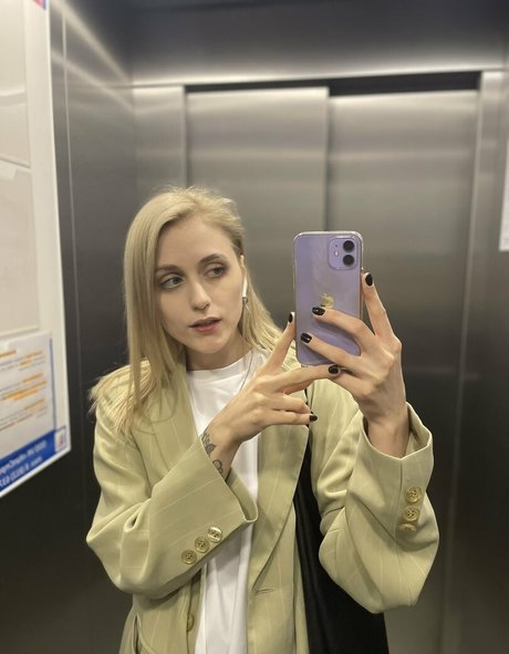 Naken läckt OnlyFans-bild av Liefhebberss