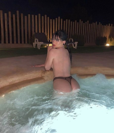 Обнаженная фотография утечки OnlyFans от Ssstrzalkowska