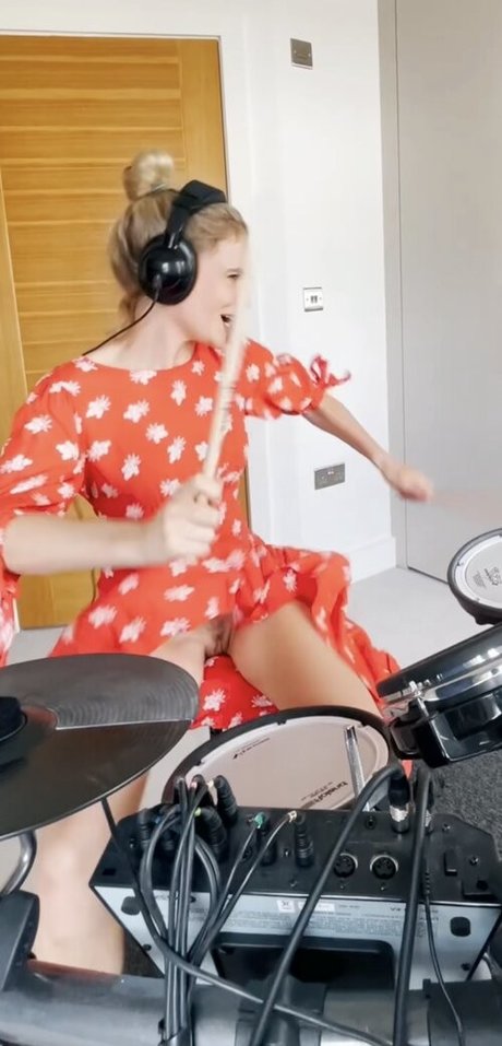 Naken läckt OnlyFans-bild av Florriedrums