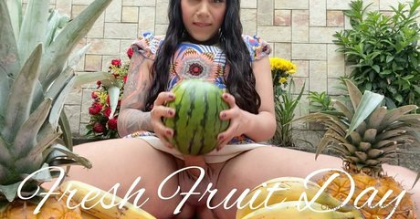 Naakte gelekte OnlyFans-foto van Jessie Ross