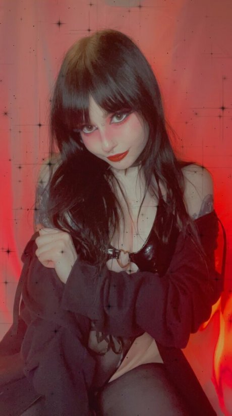 Alaston vuotanut OnlyFans-kuva Succubaby666