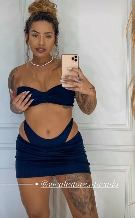 Naken lekkede OnlyFans-bilde av Muito Linda