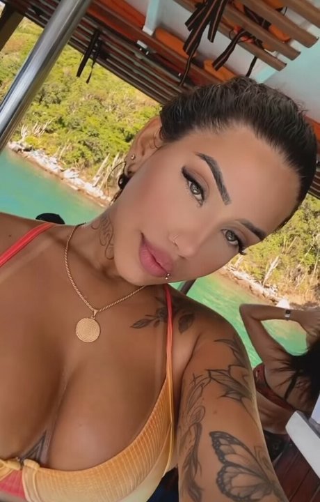 Muito Linda