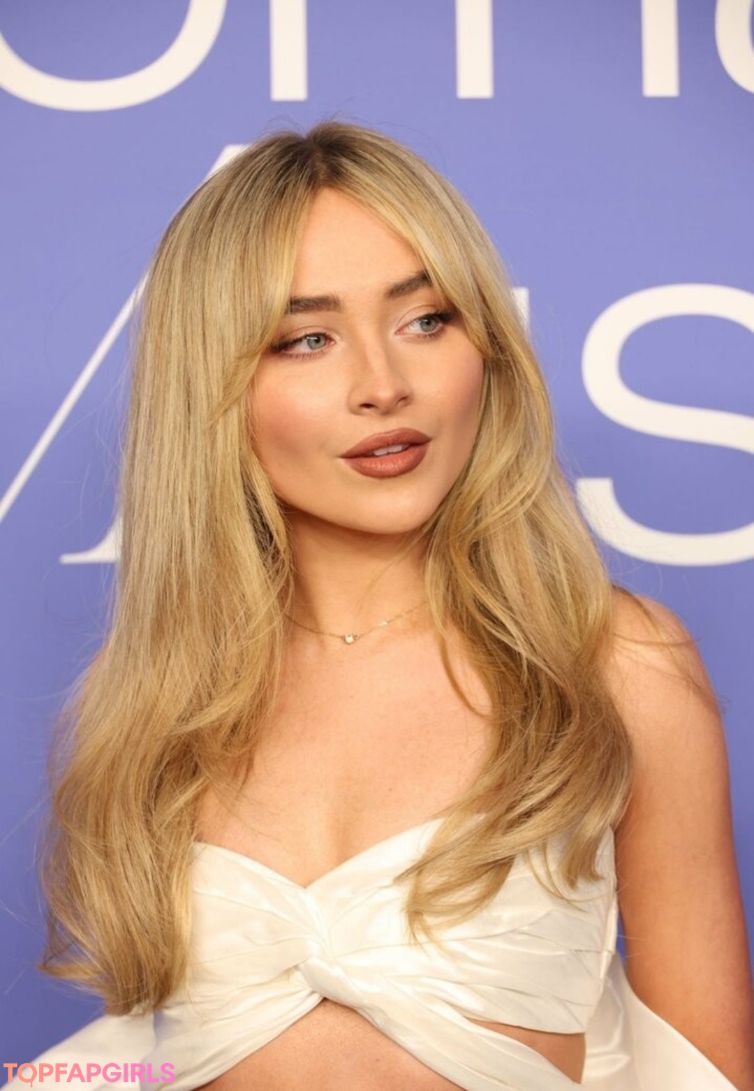 Naken lekkede OnlyFans-bilde av Sabrina Carpenter #1046