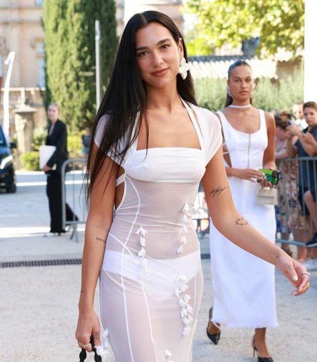 Dua Lipa