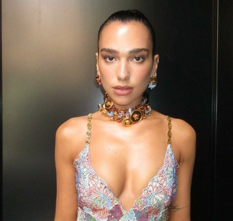 Dua Lipa