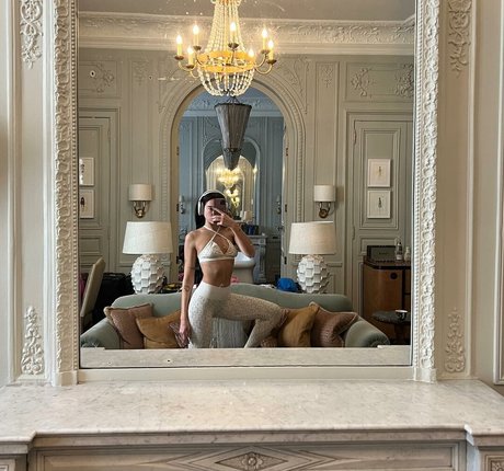 Dua Lipa