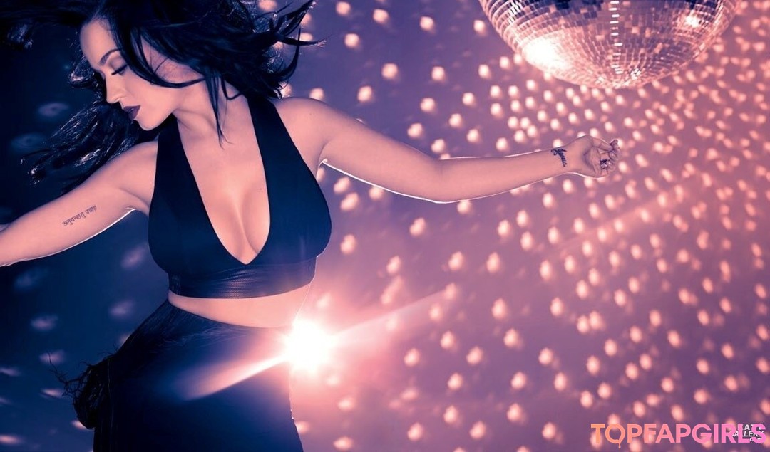 Naken lekkede OnlyFans-bilde av Katy Perry #1085