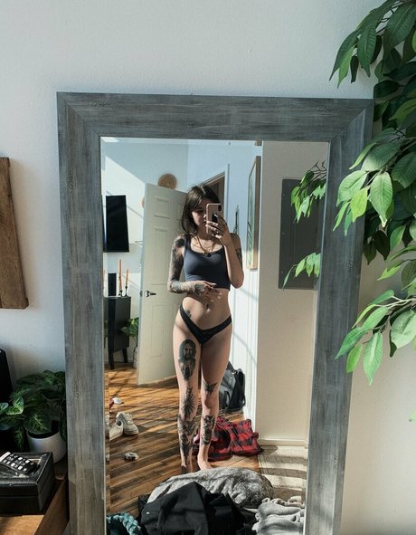 Nacktes geleaktes OnlyFans-Foto von Nonsalemwitch