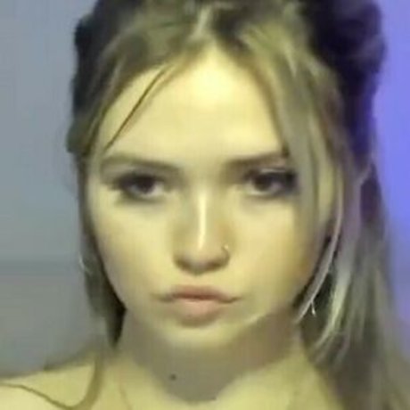 Nagie wyciekłe zdjęcie OnlyFans od Angiefaith