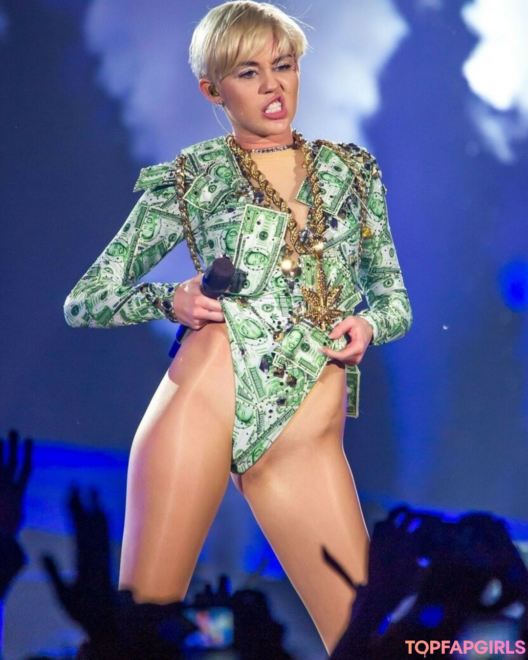Nahá fotka uniklých OnlyFans od Miley Cyrus #1123