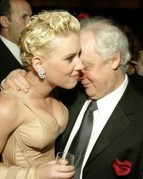 Nahá fotka uniklých OnlyFans od Scarlett Johansson
