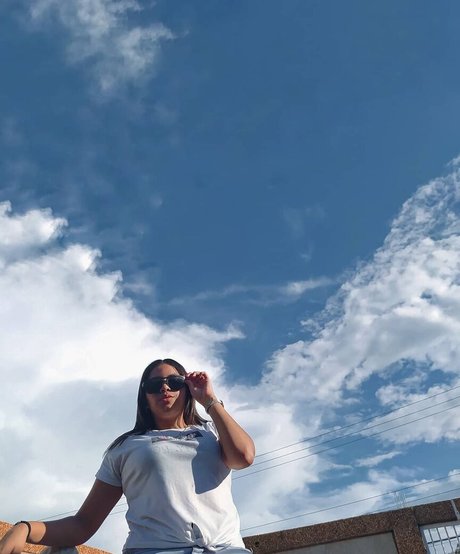 Naken läckt OnlyFans-bild av Luisianny Rondon