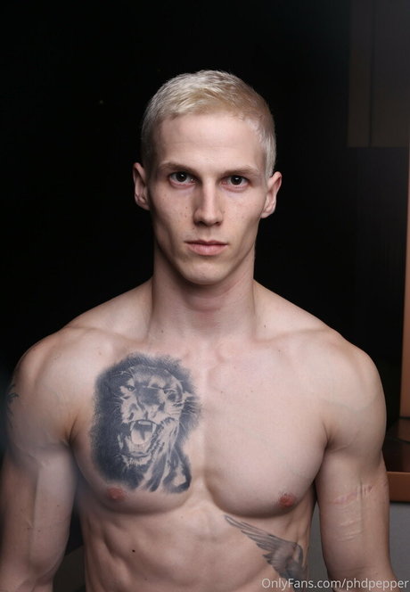 Обнаженная фотография утечки OnlyFans от Phdpepper