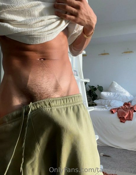 Обнаженная фотография утечки OnlyFans от Taydenseay