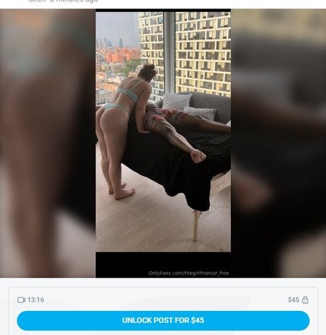 Naken läckt OnlyFans-bild av Emmanuellustin