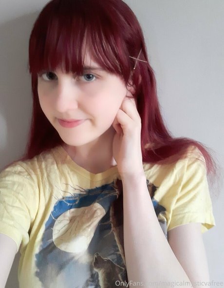 Naken lekkede OnlyFans-bilde av Magicalmysticvafree