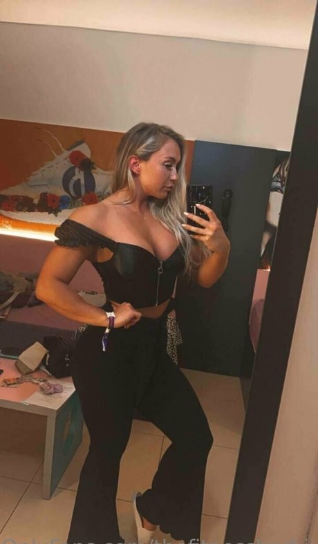 Alasti lekkinud OnlyFans-i pilt Thefitnessbarbiie