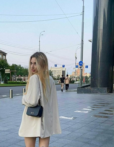 Naken läckt OnlyFans-bild av Anandayes