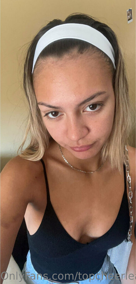 Topcheerleader18