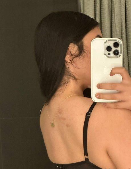 Naken läckt OnlyFans-bild av Thiccyval