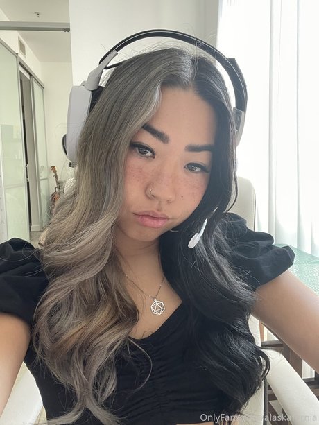 Alasti lekkinud OnlyFans-i pilt Alaska