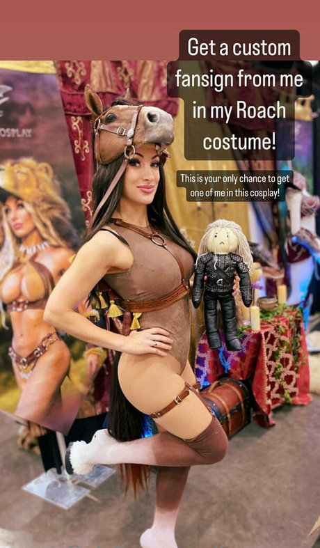 Alaston vuotanut OnlyFans-kuva Freeazura