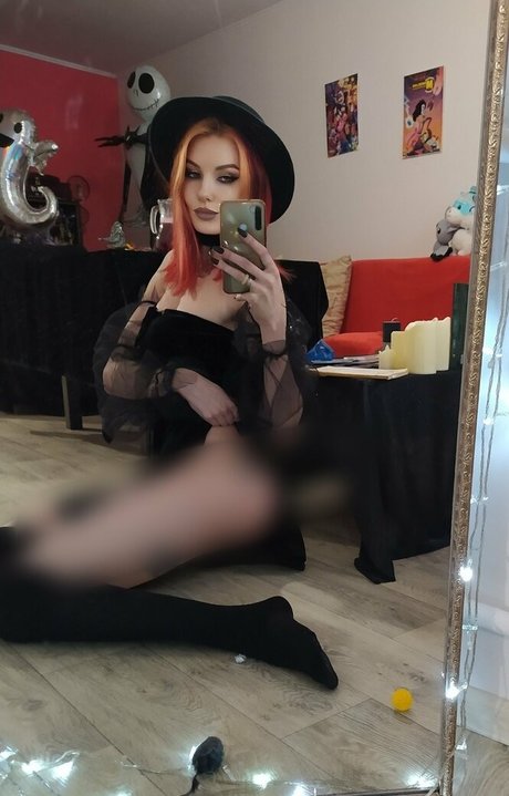 Naken läckt OnlyFans-bild av Lidabond