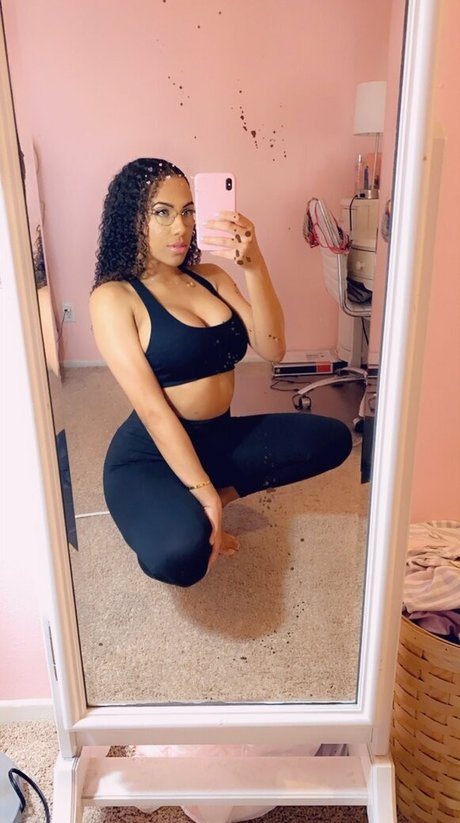 Pinklipzxo