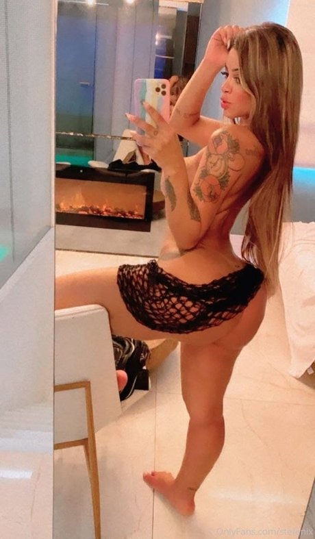 Stephanie Silveira