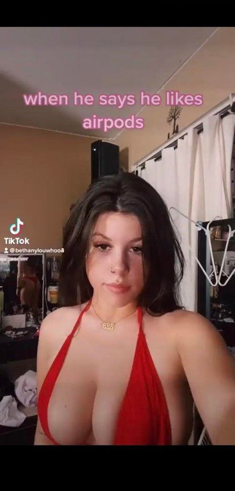 Bethanylouwhoo