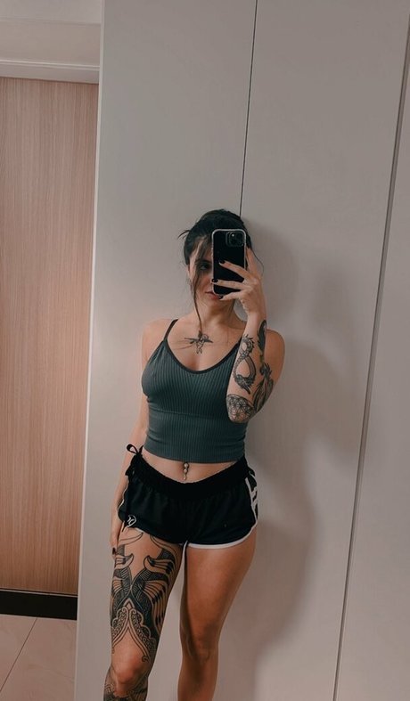 Foto nua vazada do OnlyFans de Giovanna Aguiar