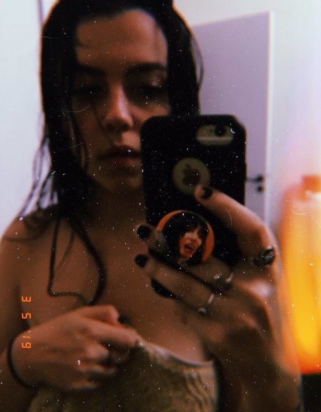 Violet Orlandi OnlyFans 유출 누드 사진