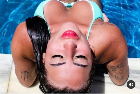 Naken läckt OnlyFans-bild av Luana Moraes