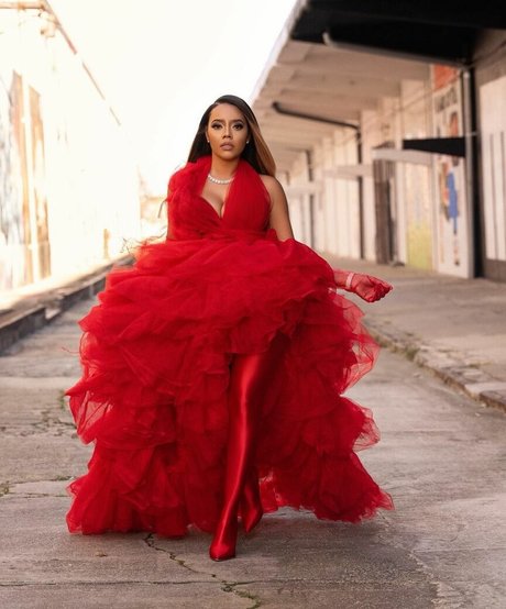 Naken läckt OnlyFans-bild av Angela Simmons