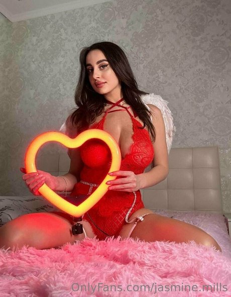 Jasmine Mills