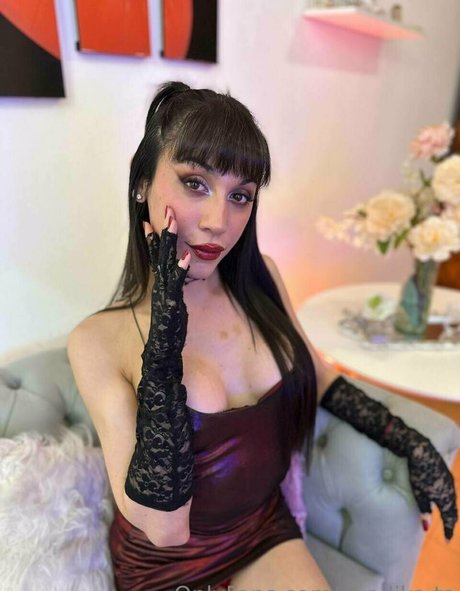 Naken läckt OnlyFans-bild av Evalikats