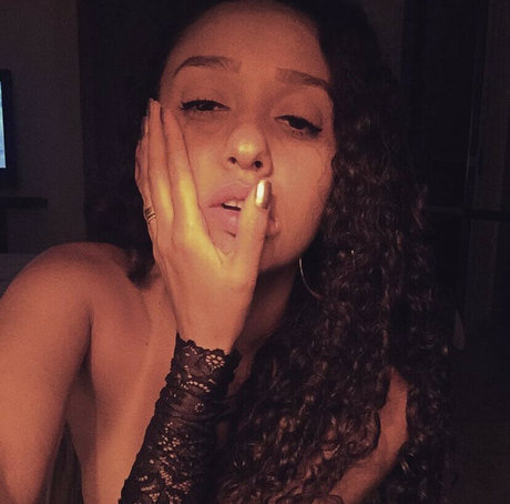 Foto nua vazada do OnlyFans de Ludmila Scura