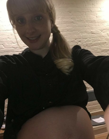 Обнаженная фотография утечки OnlyFans от Melissa Rauch